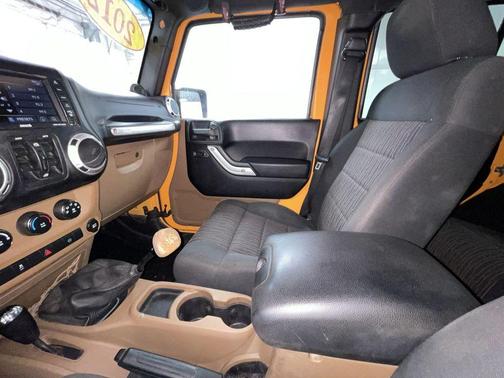 2012 Jeep Wrangler Unlimited Rubicon