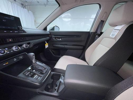 2025 Honda CR-V LX