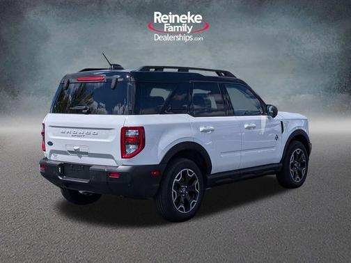 OXFORD WHITE 2025 Ford Bronco Sport OUTER BANKS