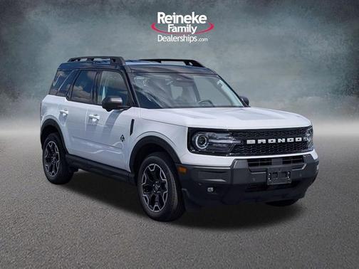 OXFORD WHITE 2025 Ford Bronco Sport OUTER BANKS