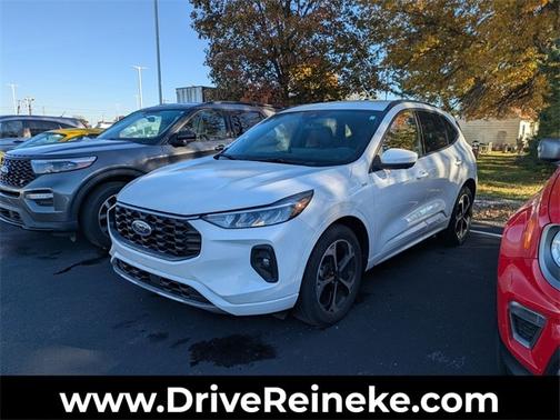 2023 Ford Escape ST-LINE SELECT