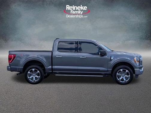 CARBONIZED GRAY METALLIC 2022 Ford F-150 XLT