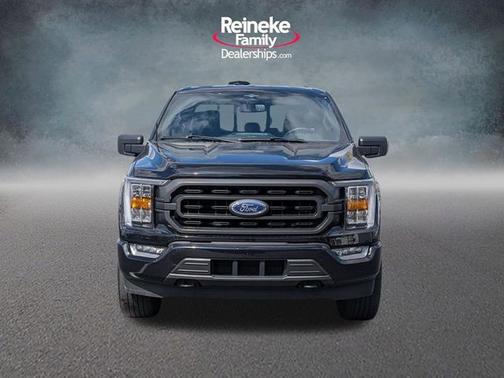 AGATE BLACK METALLIC 2023 Ford F-150 XLT