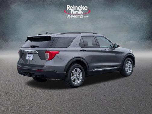 CARBONIZED GRAY METALLIC 2023 Ford Explorer XLT