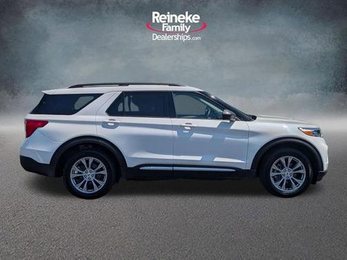 STAR WHITE MET TRI-COAT 2023 Ford Explorer XLT
