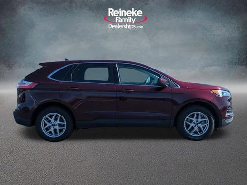 BURGUNDY VELVET MET TINT CC 2024 Ford Edge SEL