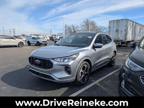 2023 Ford Escape ST-LINE SELECT