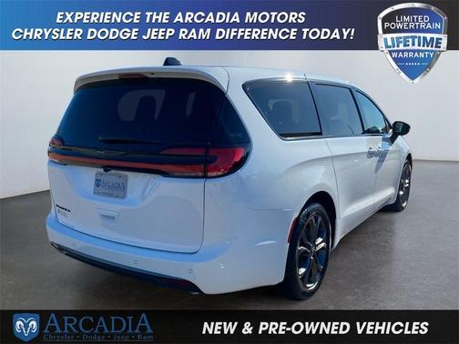 2026 Chrysler Pacifica L