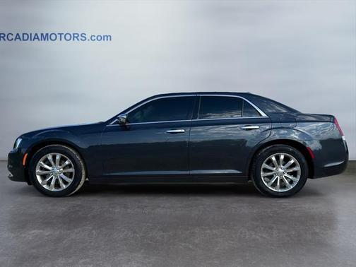 2018 Chrysler 300 Limited