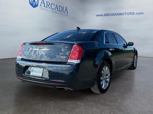 2018 Chrysler 300 Limited