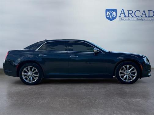 2018 Chrysler 300 Limited