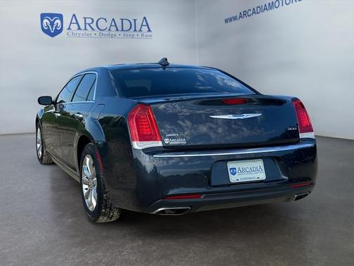 2018 Chrysler 300 Limited