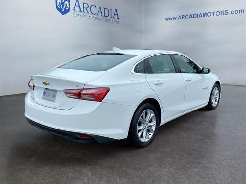 2022 Chevrolet Malibu FWD LT