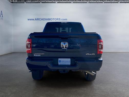 2020 RAM 2500 Big Horn Crew Cab 4X4 6'4' Box