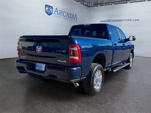 2020 RAM 2500 Big Horn Crew Cab 4X4 6'4' Box