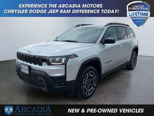 Silver Zynith Clearcoat 2026 Jeep Cherokee Laredo 4x4