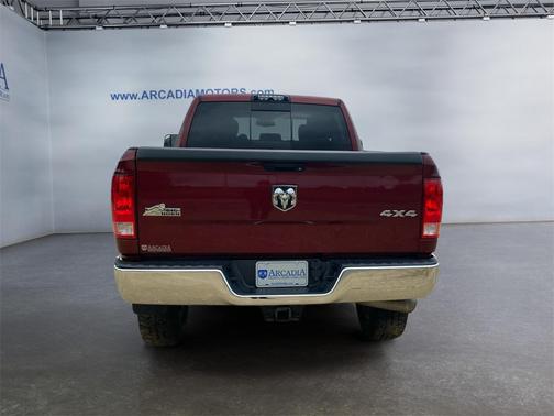 2018 RAM 2500 Big Horn Crew Cab 4x4 6'4' Box