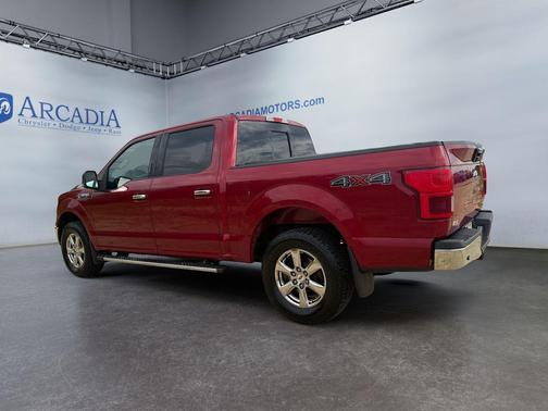 Ruby Red Metallic Tinted Clearcoat 2018 Ford F-150 XLT