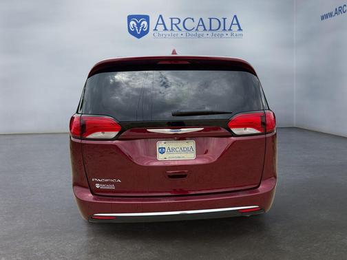 Velvet Red Pearlcoat 2017 Chrysler Pacifica Touring-L