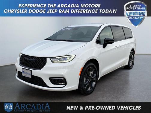 2026 Chrysler Pacifica L