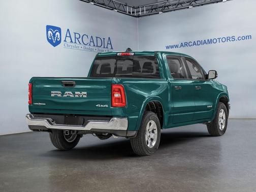 Serrano Green Metallic 2026 RAM 1500 Big Horn/Lone Star