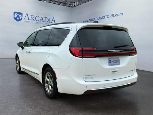 2023 Chrysler Pacifica Limited