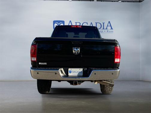 2018 RAM 2500 Tradesman Crew Cab 4x4 6'4' Box