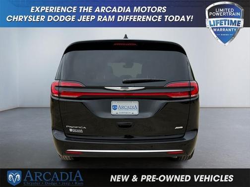 2025 Chrysler Pacifica L