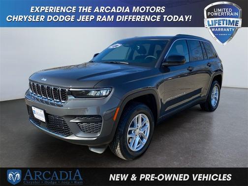 Baltic Gray Metallic Clearcoat 2026 Jeep Grand Cherokee Altitude