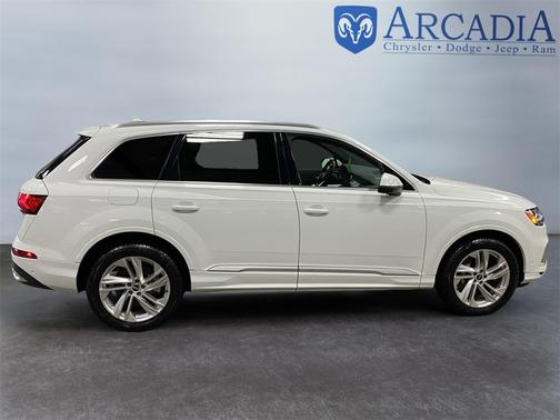 2021 Audi Q7 55 Premium