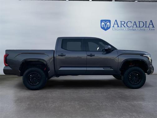 2023 Toyota Tundra Platinum