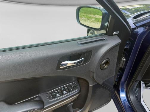 Jazz Blue Pearlcoat 2013 Dodge Charger SXT