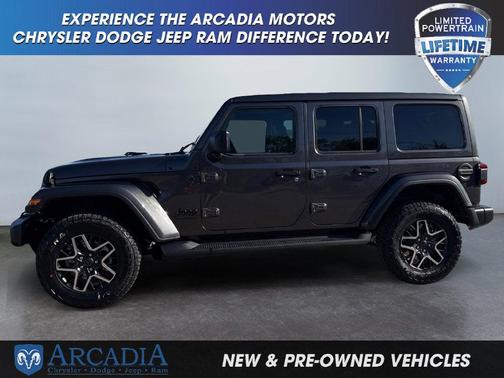 Granite Crystal Metallic Clearcoat 2027 Jeep Wrangler Sahara