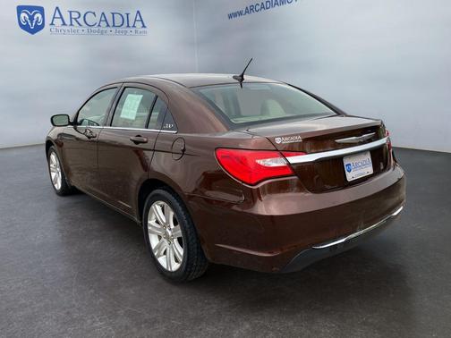 Deep Auburn Pearlcoat 2012 Chrysler 200 Touring