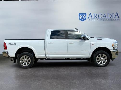 2020 RAM 2500 Laramie Crew Cab 4X4 6'4' Box
