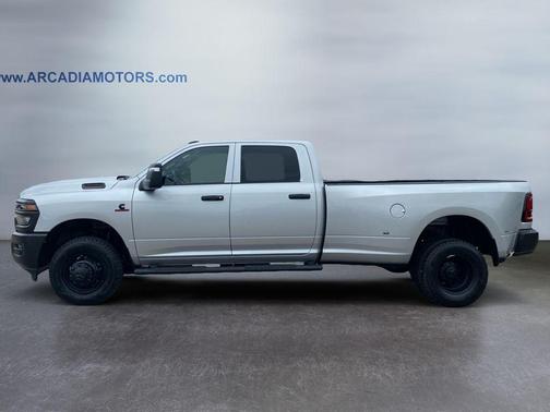 Silver Zynith 2026 RAM 3500 Tradesman Crew Cab 4x4 8' Box