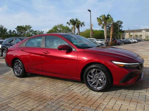 2024 Hyundai ELANTRA HEV Blue