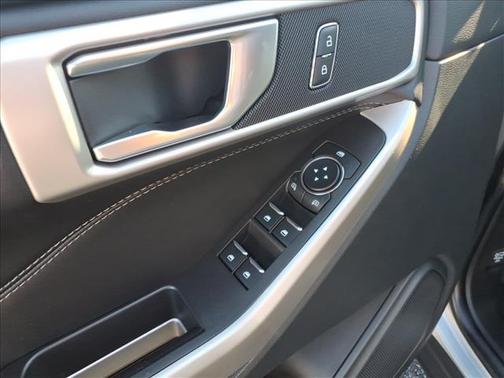Silver 2023 Ford Explorer XLT