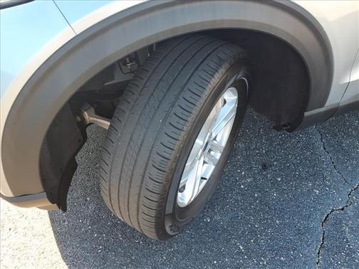 Silver 2023 Ford Explorer XLT