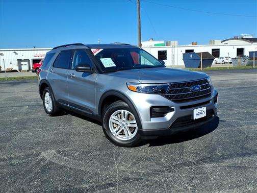 Silver 2023 Ford Explorer XLT