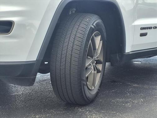 2017 Jeep Grand Cherokee Laredo
