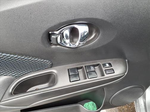 2016 Nissan Versa Note SV