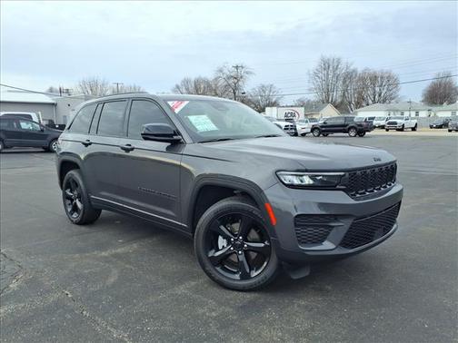 2024 Jeep Grand Cherokee Laredo