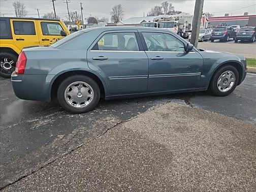 2005 Chrysler 300 Touring