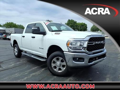 Bright White Clearcoat 2024 RAM 2500 Big Horn