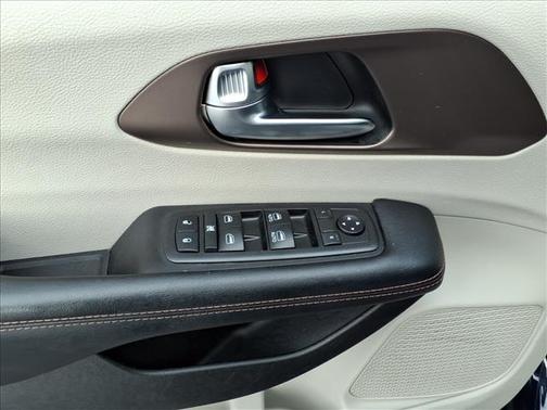 2019 Chrysler Pacifica Touring Plus