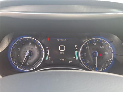 2020 Chrysler Pacifica Touring-L Plus