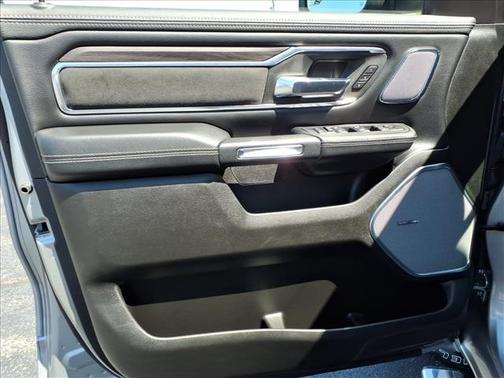 Billet Silver Metallic Clearcoat 2025 RAM 1500 Laramie