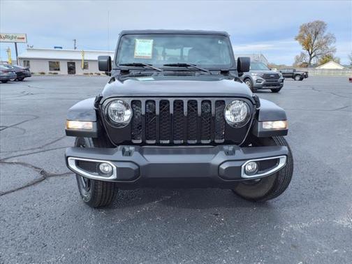 2021 Jeep Gladiator Sport