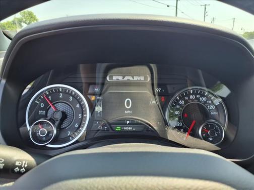 2025 RAM 1500 Big Horn
